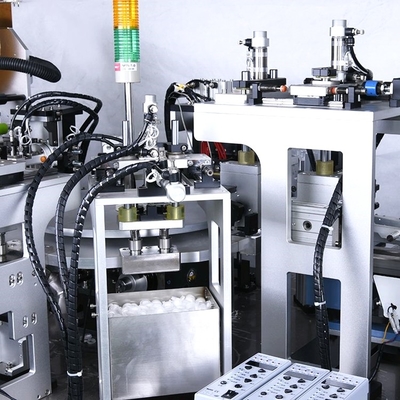 ZX-Hochgeschwindigkeitsinfusionssatzfertigungsstraßewegwerfinfusionssatzfertigungsstraße Infusions-Rohrfertigungsstraße