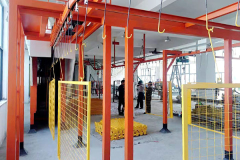 Automatisches Pulversprühen und MalzeugFließband
