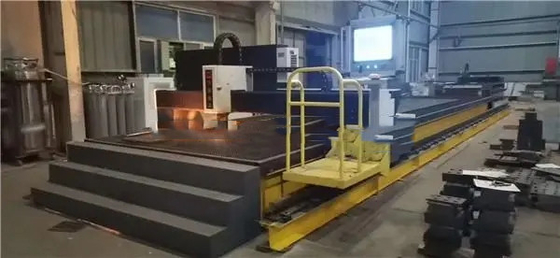 Horizontale Wellenlängen-Faser-Laser-Schneidemaschine Hochgeschwindigkeits-120m/Min