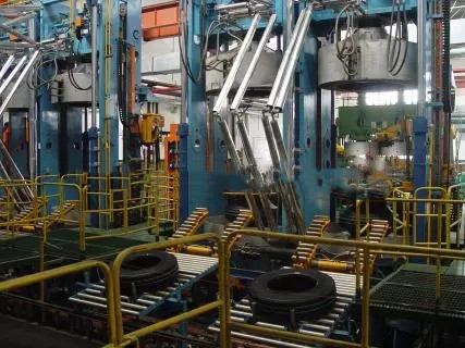 Radialreifen-Produktionsausrüstungs-Reifengebäudefertigungsstraße-Industrieherstellung