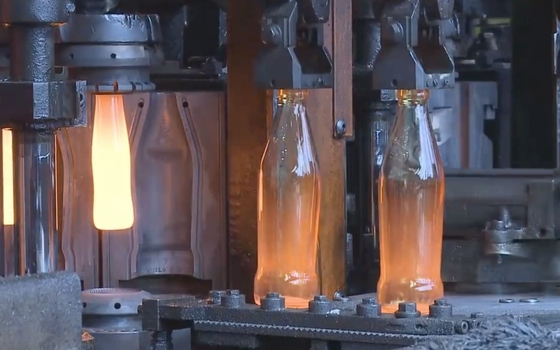 Anpassungsfähige Glasflaschenherstellungsmaschine für Ihre Produktionsanforderungen